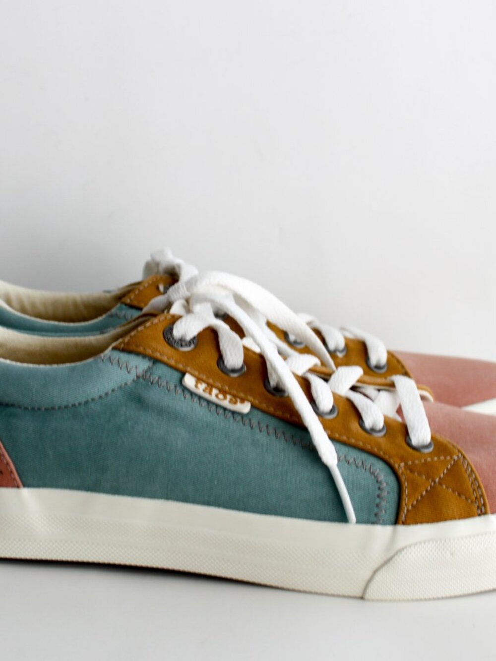 NWOT Taos Plim Soul Sneakers Size 9 - Pink Mustard Blue Comfort Canvas ✨ - Picture 5 of 9